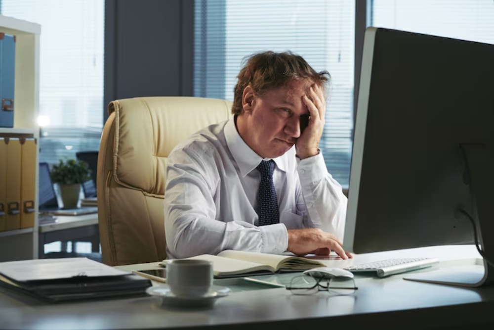 Avelix IT Services providing quick remote support to fix a frustrating computer problem-